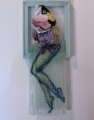 Ladies Love It When You Can Traverse The Space
2025
20″ x 8″ x 1.5″ (h x w x d)
Sequin film, mother of pearl shell, sequins, glass and resin beads, felt, thread Ladies Love It When You Can Traverse The Space